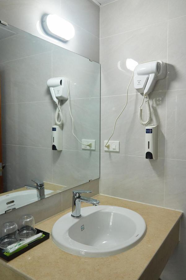 Van Nam Hotel Hạ Long-öböl Kültér fotó