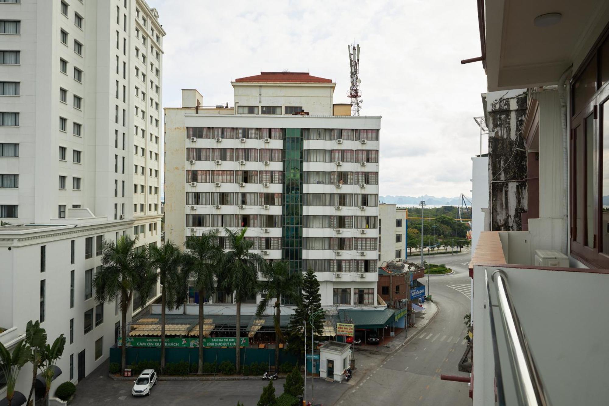 Van Nam Hotel Hạ Long-öböl Kültér fotó